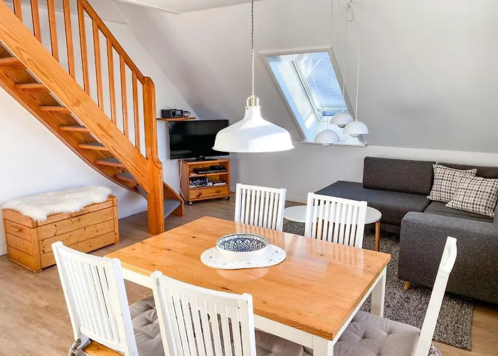 Haus Albatros Whg 04 Апартаменты Вик-ауф-Фёр